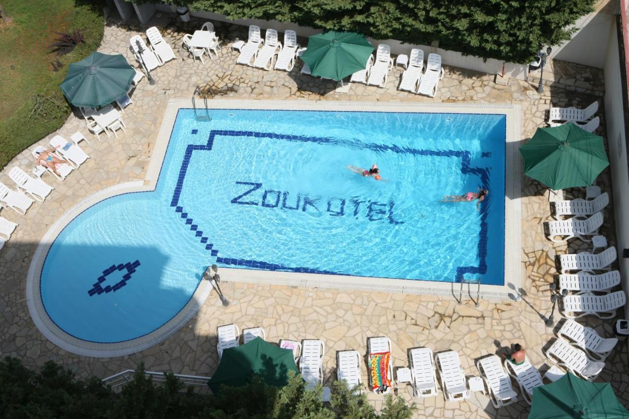 Zoukotel Hotel Jounieh Exteriör bild
